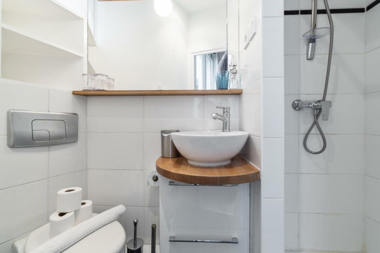Cosy Studio Close To Grands Boulevards - Welkeys Paris Exterior photo